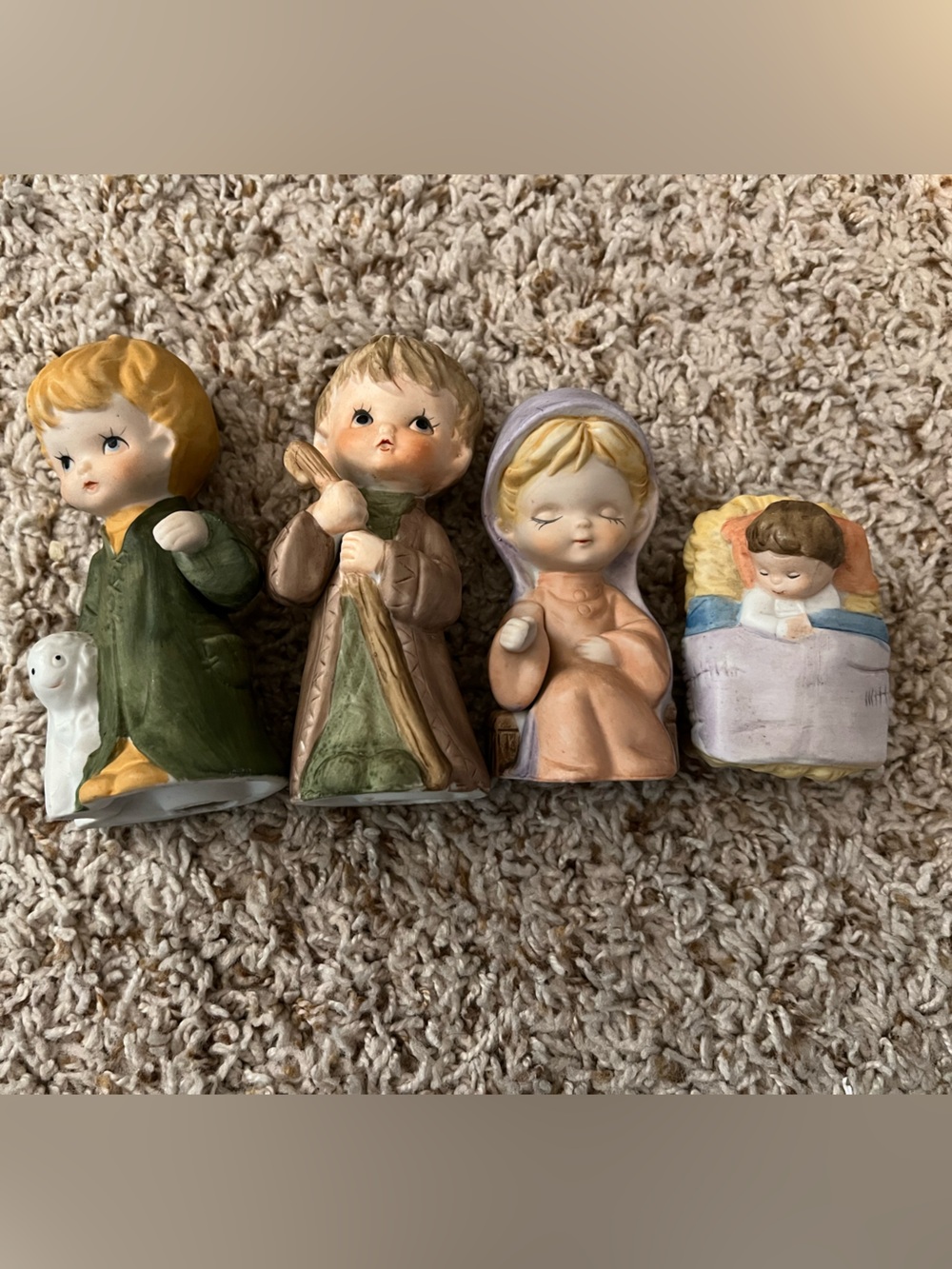 vintage porcelain nativity figurines made by Homco-set of 4